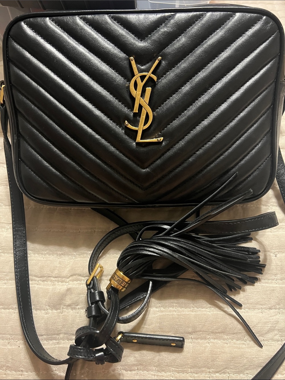 YSL LOU CAMERA BAG IN QUILTED LEATHER BLACK